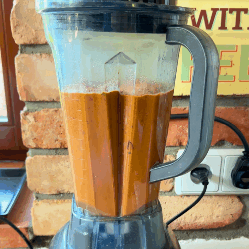 blendujemy warzywa do makaronu