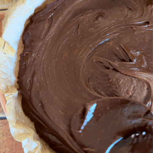 brownie czekoladowe wlewamy do foremki