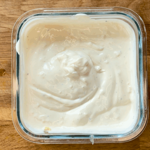 jak zrobić sos czosnkowy 11