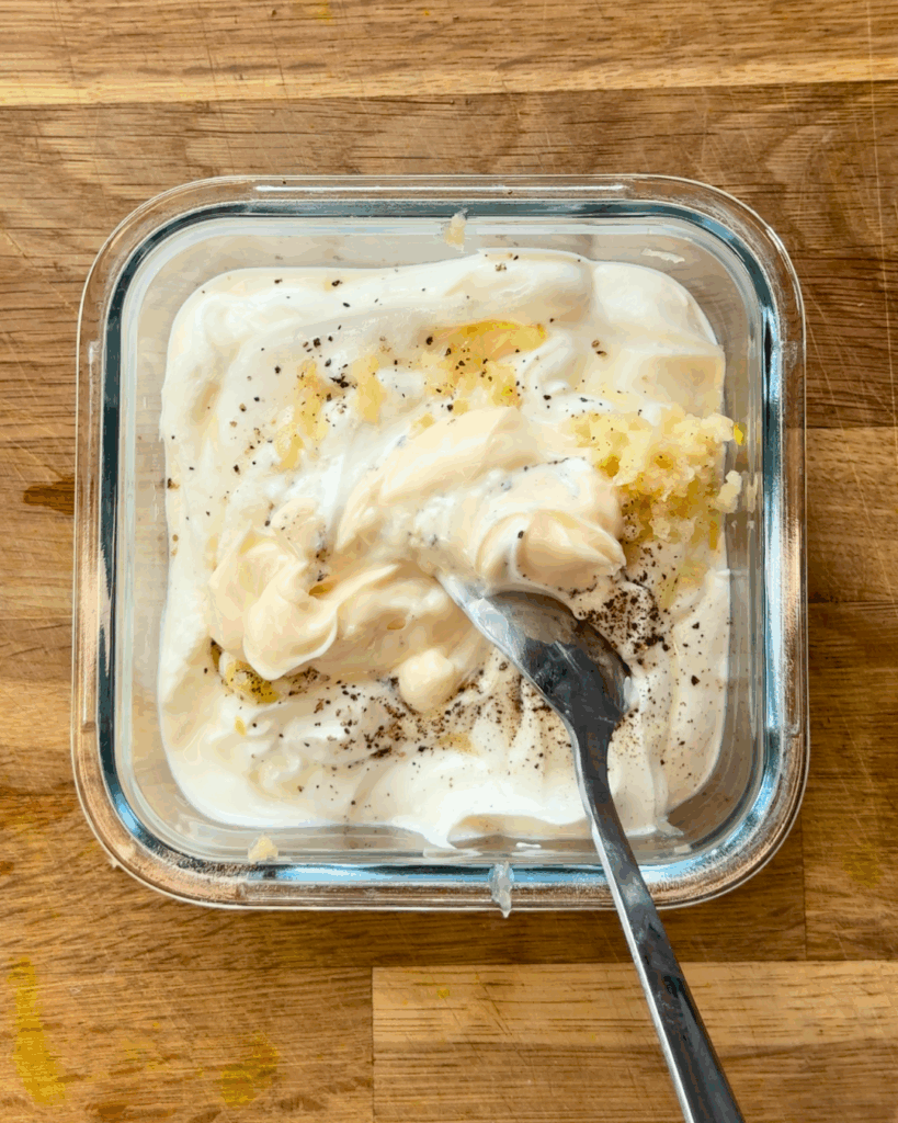 jak zrobić sos czosnkowy 2