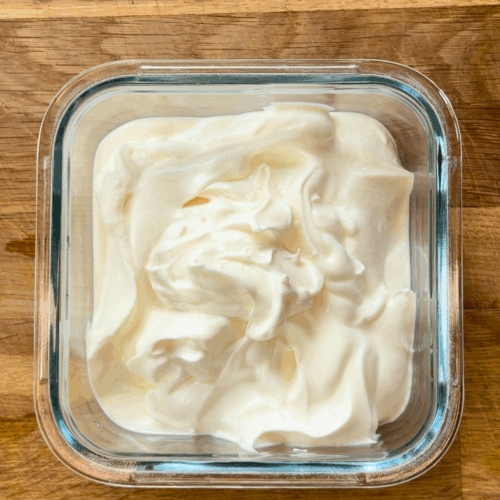 jak zrobić sos czosnkowy jogurt grecki