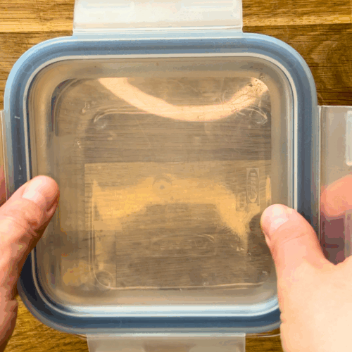 jak zrobić sos czosnkowy pojemnik