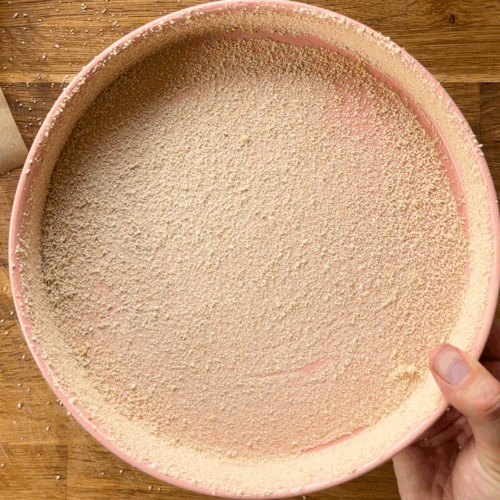 przygotowanie foremki na quiche