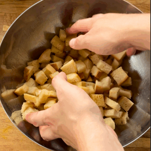 robimy grzanki do sałatki cezar