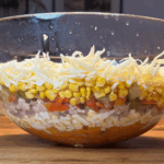 sałatka warstwowa z tuńczykiem 2