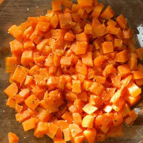 sałatka warstwowa z tuńczykiem marchewka