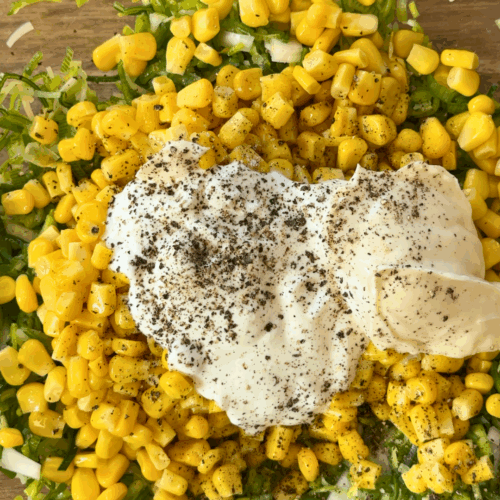 surówka z pora dodajemy inne składniki