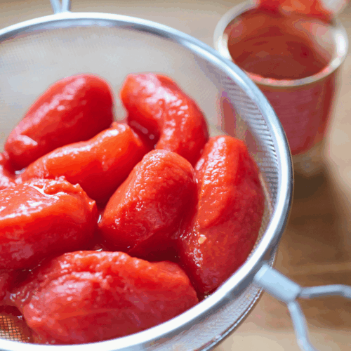 czerwone pesto odsączamy pomidory