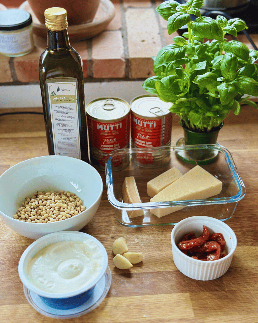 czerwone pesto składniki