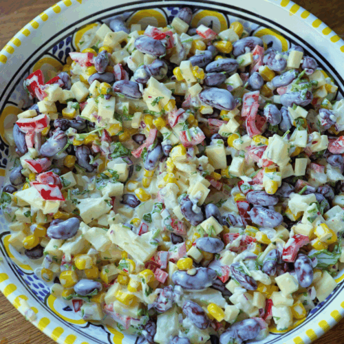 sałatka meksykańska, chłodzimy w lodówce