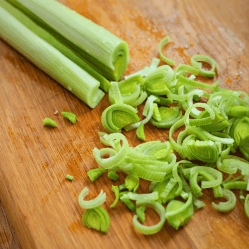 śledzie z porem krojenie pora