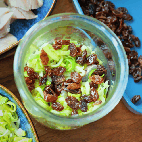 śledzie z porem układanie warstw