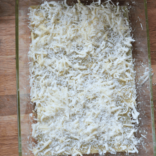 jak zrobić lasagne 4 pierwsza warstwa sera